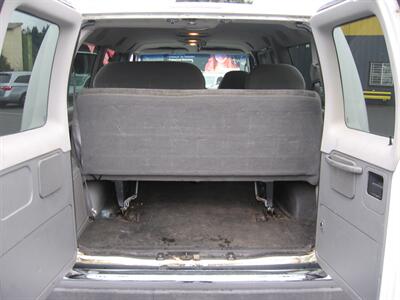 2003 Ford Econoline Passenger Van - Photo 8 - Portland, OR 97220
