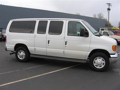 2003 Ford Econoline Passenger Van - Photo 5 - Portland, OR 97220