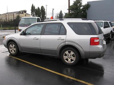 2005 Ford Freestyle SEL - Photo 2 - Portland, OR 97220
