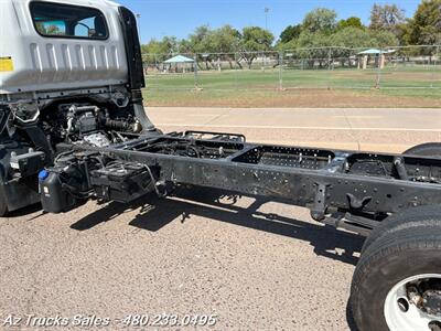 2014 ISUZU NPR, Cab & Chassis   - Photo 4 - Scottsdale, AZ 85257