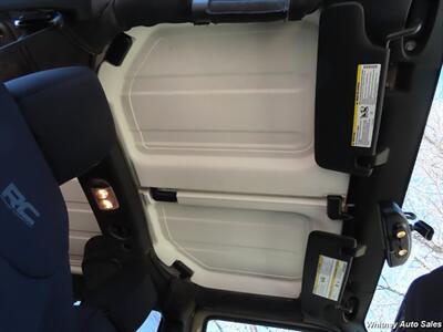 2017 Jeep Wrangler Unlimited Sport  4x4 - Photo 23 - Durango, CO 81301