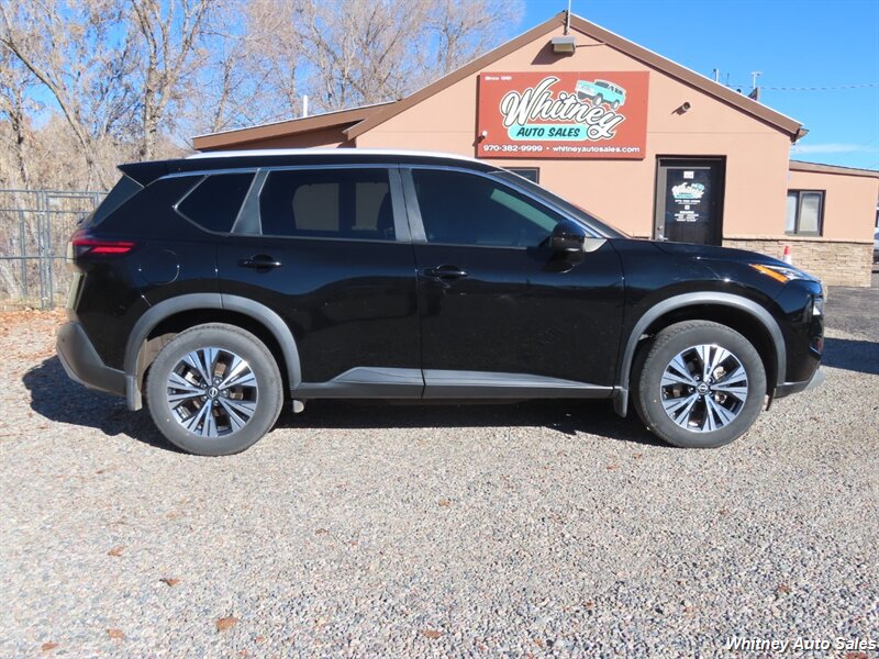 2022 Nissan Rogue SV
