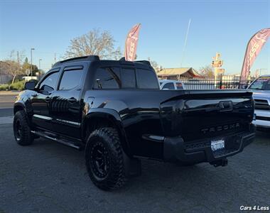 2017 Toyota Tacoma TRD Sport   - Photo 5 - Merced, CA 95341