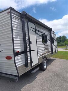 2018 Jayco JAY FLIGHT SLX M-195 RB   - Photo 4 - Grawn, MI 49637