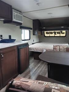 2018 Jayco JAY FLIGHT SLX M-195 RB   - Photo 12 - Grawn, MI 49637