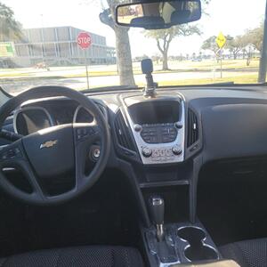 2017 Chevrolet Equinox LS   - Photo 6 - Lake Charles, LA 70601