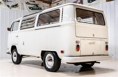 1970 Volkswagen Bus/Vanagon   - Photo 5 - Sylvania, OH 43560