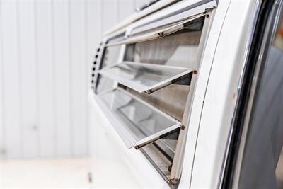 1970 Volkswagen Bus/Vanagon   - Photo 14 - Sylvania, OH 43560