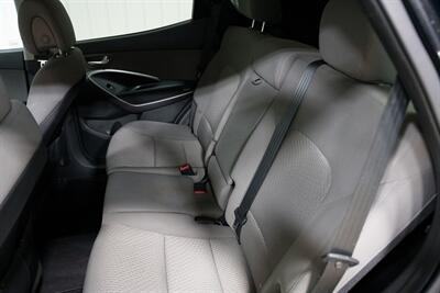 2016 Hyundai SANTA FE Sport 2.4L - Photo 16 - Sylvania, OH 43560