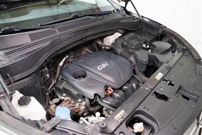 2016 Hyundai SANTA FE Sport 2.4L - Photo 23 - Sylvania, OH 43560