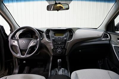 2016 Hyundai SANTA FE Sport 2.4L - Photo 14 - Sylvania, OH 43560