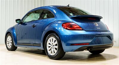 2018 Volkswagen Beetle-Classic 2.0T S   - Photo 5 - Sylvania, OH 43560