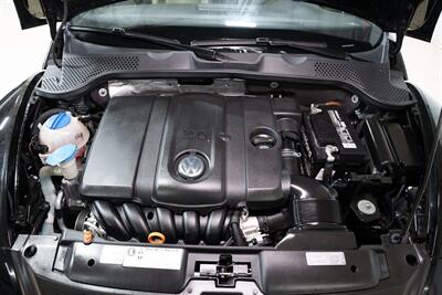 2013 Volkswagen Beetle Convertible 2.5L PZEV 50's Edition - Photo 27 - Sylvania, OH 43560