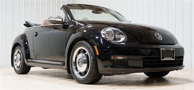 2013 Volkswagen Beetle Convertible 2.5L PZEV  50's Edition Convertible
