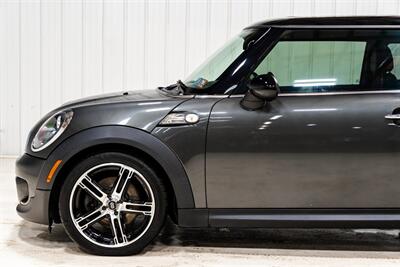 2012 MINI Cooper Hardtop S - Photo 7 - Sylvania, OH 43560