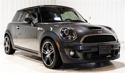 2012 MINI Cooper Hardtop S - Photo 2 - Sylvania, OH 43560