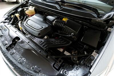 2017 Chrysler Pacifica Touring Plus   - Photo 18 - Sylvania, OH 43560