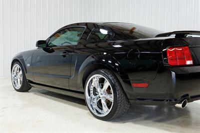 2007 Ford Mustang GT Deluxe   - Photo 11 - Sylvania, OH 43560