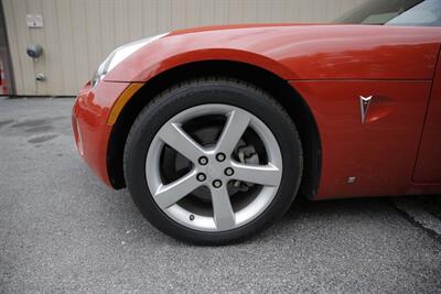 2008 Pontiac Solstice   - Photo 10 - Sylvania, OH 43560