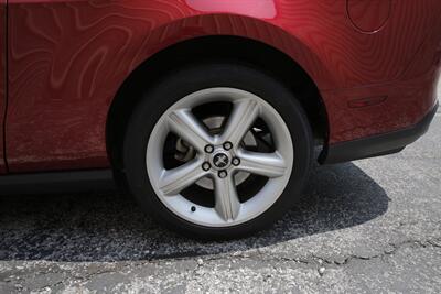 2010 Ford Mustang GT   - Photo 12 - Sylvania, OH 43560