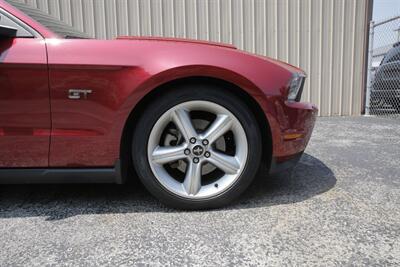 2010 Ford Mustang GT   - Photo 14 - Sylvania, OH 43560