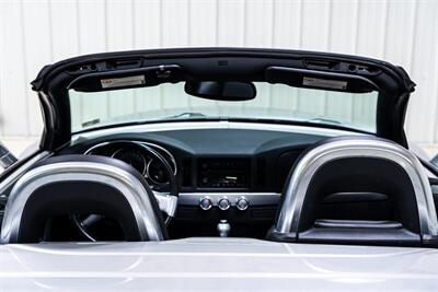 2004 Chevrolet SSR LS   - Photo 33 - Sylvania, OH 43560