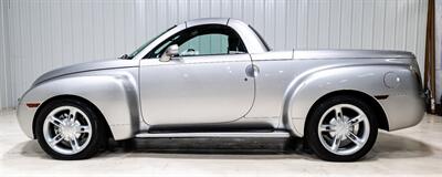 2004 Chevrolet SSR LS   - Photo 3 - Sylvania, OH 43560