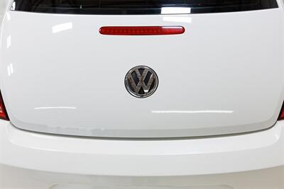 2012 Volkswagen Beetle-Classic 2.5L PZEV   - Photo 48 - Sylvania, OH 43560