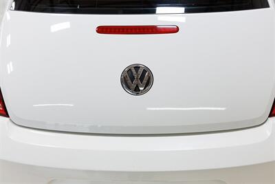 2012 Volkswagen Beetle-Classic 2.5L PZEV   - Photo 47 - Sylvania, OH 43560
