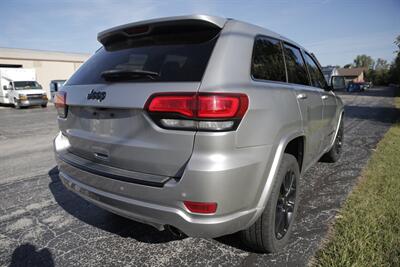 2018 Jeep Grand Cherokee Altitude   - Photo 6 - Sylvania, OH 43560