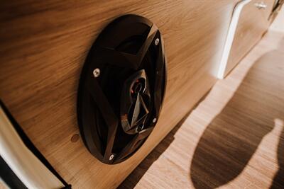 1973 Volkswagen Bus/Vanagon Limo   - Photo 147 - Sylvania, OH 43560