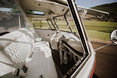 1973 Volkswagen Bus/Vanagon Limo   - Photo 100 - Sylvania, OH 43560