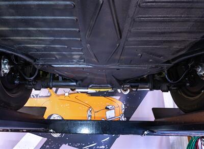 1971 Volkswagen Karmann Ghia Convertible   - Photo 58 - Sylvania, OH 43560