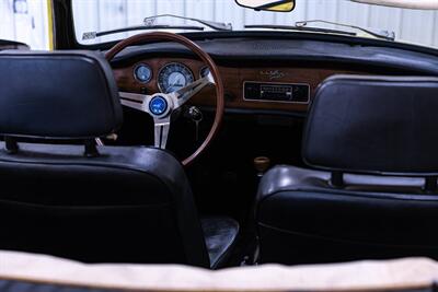 1971 Volkswagen Karmann Ghia Convertible   - Photo 36 - Sylvania, OH 43560