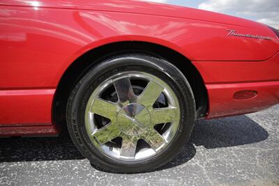 2002 Ford Thunderbird Deluxe   - Photo 25 - Sylvania, OH 43560