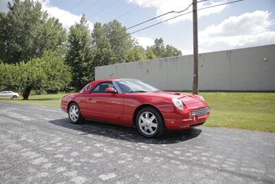 2002 Ford Thunderbird Deluxe   - Photo 1 - Sylvania, OH 43560