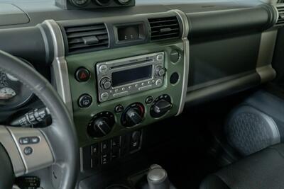 2014 Toyota FJ Cruiser   - Photo 22 - Sylvania, OH 43560