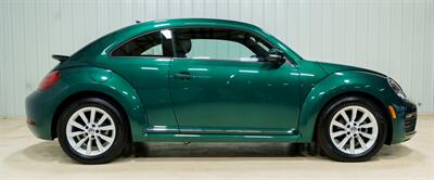 2018 Volkswagen Beetle-Classic 2.0T S - Photo 10 - Sylvania, OH 43560