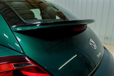 2018 Volkswagen Beetle-Classic 2.0T S - Photo 9 - Sylvania, OH 43560