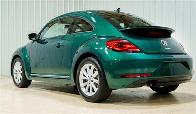 2018 Volkswagen Beetle-Classic 2.0T S - Photo 5 - Sylvania, OH 43560