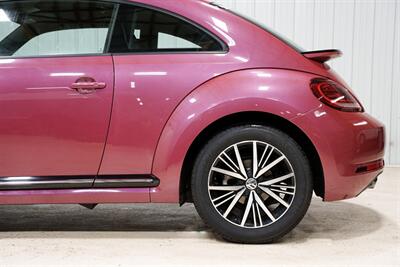 2017 Volkswagen Beetle-Classic #PinkBeetle   - Photo 4 - Sylvania, OH 43560