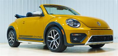 2017 Volkswagen Beetle Convertible 1.8T Dune  Dune Edition Convertible