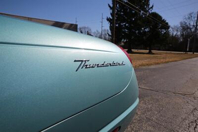 2002 Ford Thunderbird Deluxe   - Photo 35 - Sylvania, OH 43560