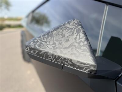 2025 Tesla Cybertruck   - Photo 28 - Mesa, AZ 85212