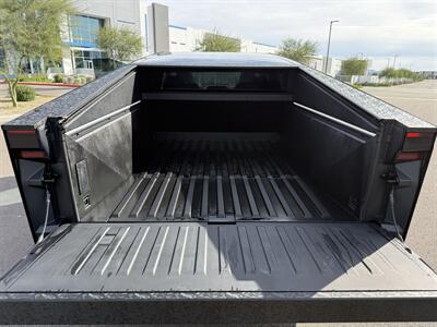 2025 Tesla Cybertruck   - Photo 31 - Mesa, AZ 85212