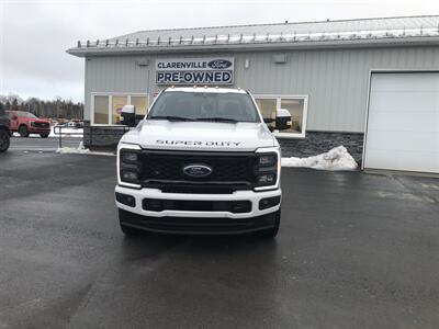 2023 Ford F-250 Super Duty Lariat Truck