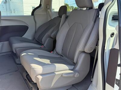 2020 Chrysler Pacifica LX   - Photo 13 - St John's, NL A1B 1C2