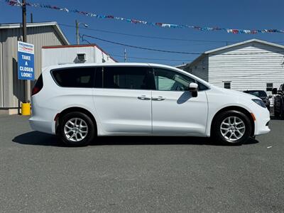 2020 Chrysler Pacifica LX   - Photo 4 - St John's, NL A1B 1C2