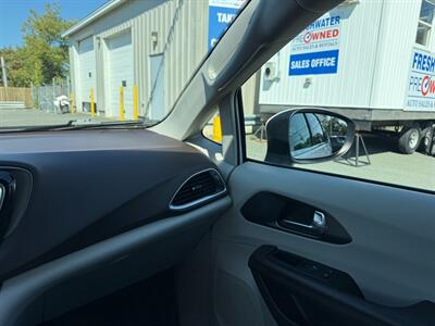 2020 Chrysler Pacifica LX   - Photo 31 - St John's, NL A1B 1C2
