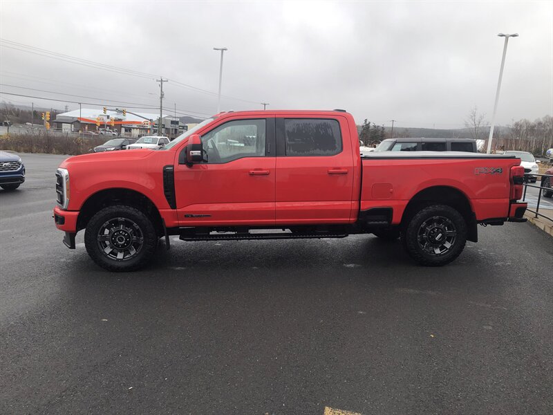 2023 Ford F-250 Super Duty Lariat - Photo 2 - Clarenville, NL A5A 2C4